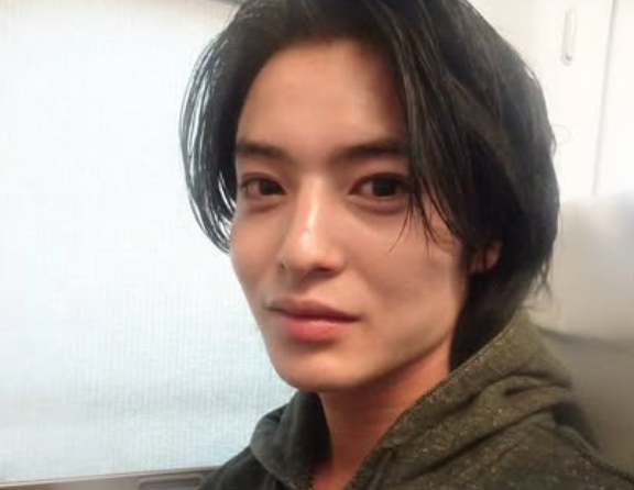 冬野心央 大学