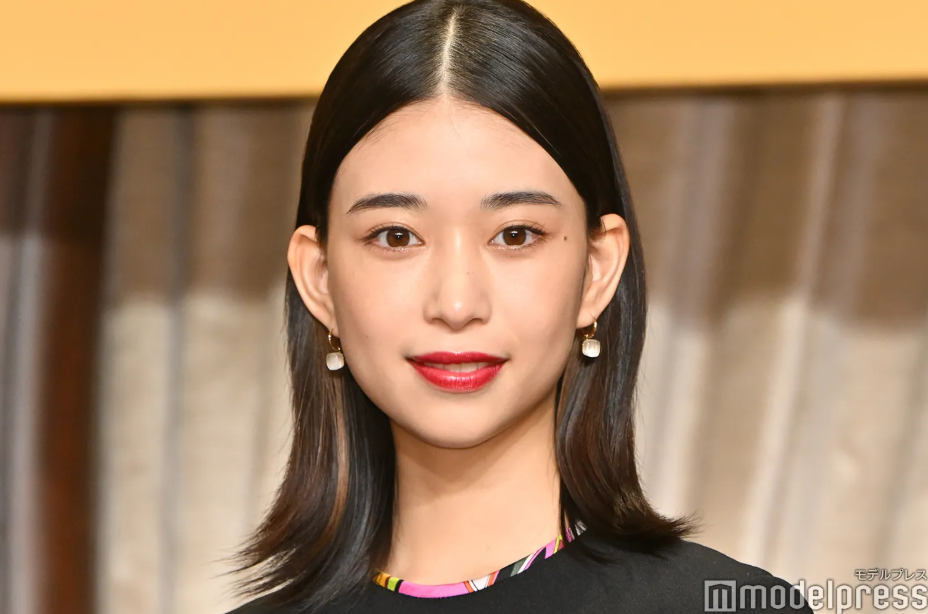 白石聖 浜辺美波 似てる