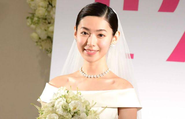 白石聖 結婚してる