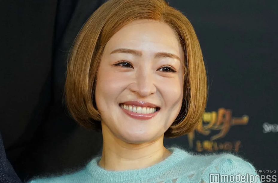 大沢あかね　顔変わった